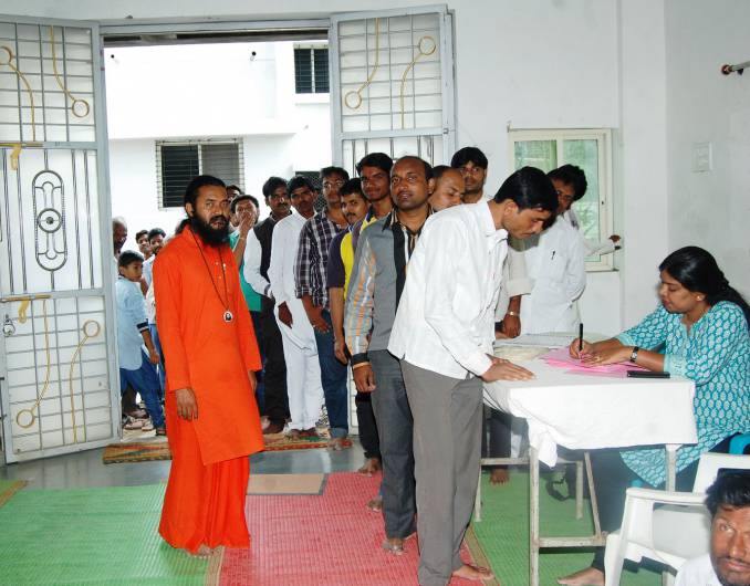 DJJS Latur, Maharastra organizes BLOOD DONATION CAMP on 15 August 2014