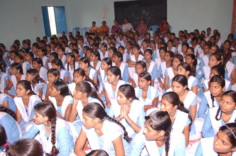 Grooming Workshop for Girls conducted by DJJS Dungarpur, Rajasthan
