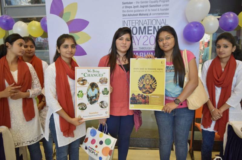 I Pledge to intervene if I see a woman being harassed | An Awareness Drive at Elements Mall Bengaluru