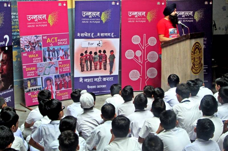 Unmoolan Campaign | Batala branch was invited to conduct a Drug Abuse Prevention Workshop at D.A.V High School, Punjab
