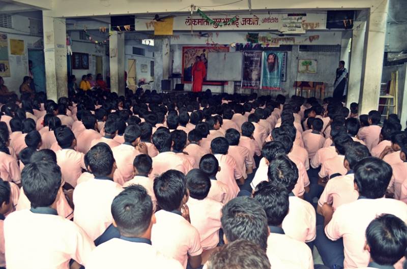 Curiosity, Peer Pressure & Stress found out to be the main reasons behind the beginning of substance abuse during workshop with students in Nagpur, Maharashtra | Utthaan Campaign