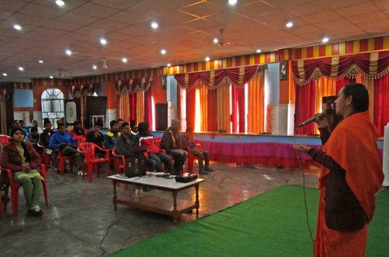 Why the world needs Sw. Vivekananda - motivational session at Pithoragarh | National Youth Day '16