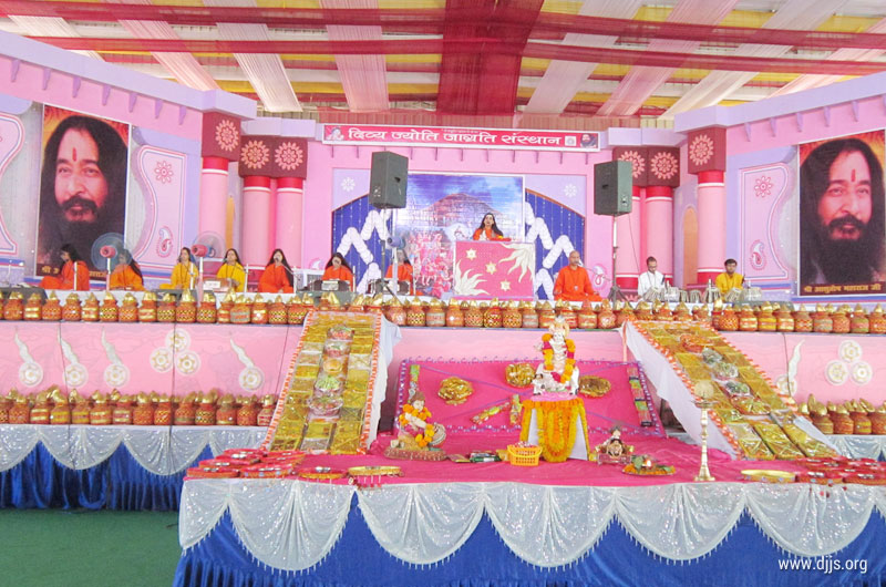 Shrimad Bhagwat Katha, Guiding Light for the Masses of Etawah, Uttar Pradesh