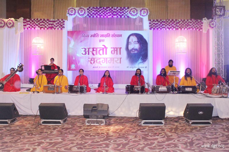 Devotional Musical Concert 'Asto Maa Sadgamya' Ignites the Fire of Devoutness at Amritsar, Punjab