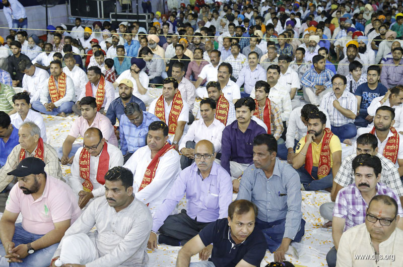 Shrimad Bhagwat Katha Steered the Materialistic Minds to Spiritualistic One at Amritsar, Punjab
