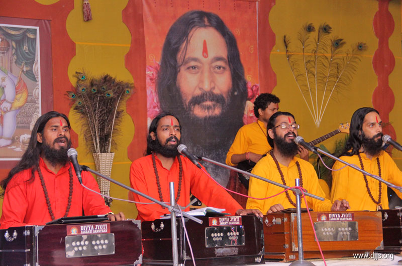 DJJS's Shrimad Bhagwat Katha in Punjab Accentuated the Role of Divine Master in Every Era