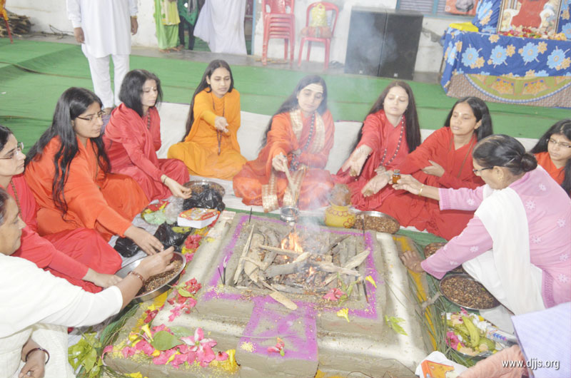 Shrimad Bhagwat Katha Infusing Divinity Amongst the Masses of Kushi Nagar (Uttar Pradesh)