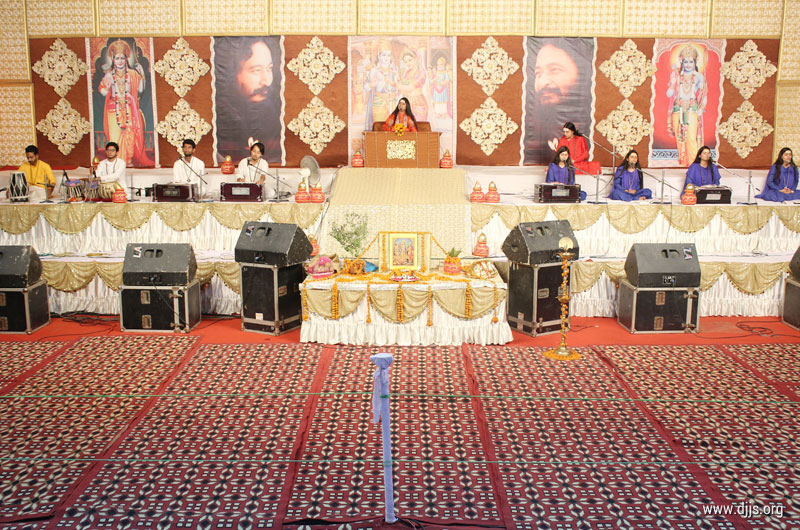 Fragrance of Shree Ram Katha Dispersed Spirituality amongst the Masses of Ghaziabad, Uttar Pradesh