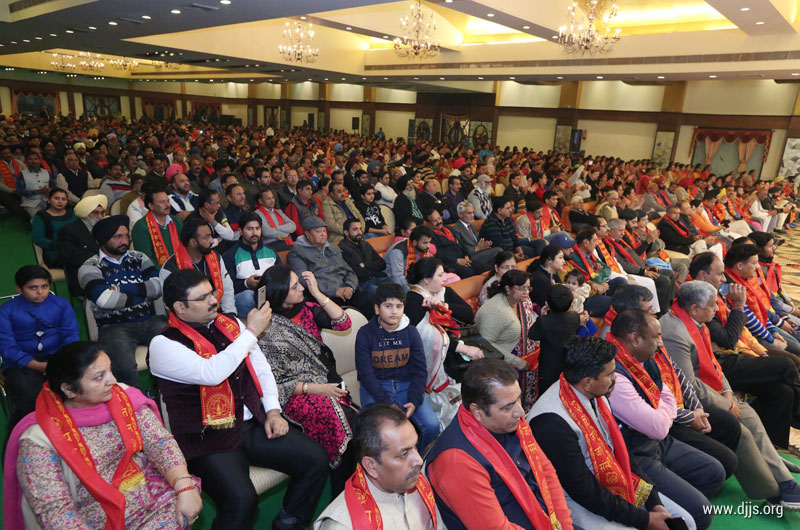 'Divya Guru' Devotional Concert at Hoshiarpur, Punjab Enlightened the Hearts of People with Bhakti