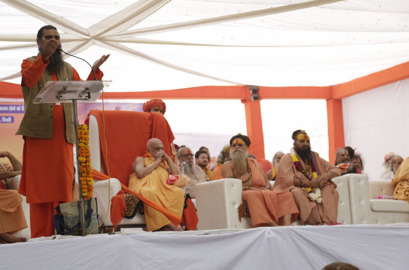 Religious Fraternity Assembled Against ‘Gau Hatya’ at Jantar Mantar, Delhi