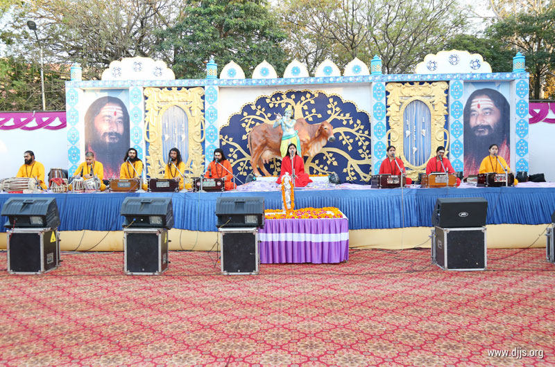 Path to Inner Awakening: Bhajan Sandhya at Panchkula, Haryana