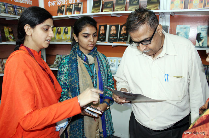 DJJS's Intellectual Participation at Ahmedabad National Book Fair Engaged Seekers Spiritually