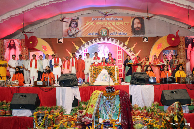 Shrimad Bhagwat Katha brings Spiritual Enlightenment for the People of Kanpur, Uttar Pradesh