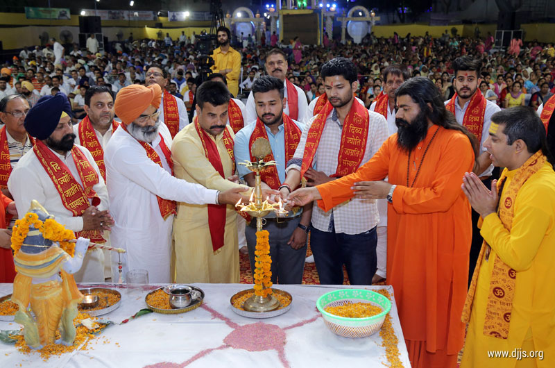 Shrimad Bhagwat Katha held at Moga, Punjab Connected People to Roots of Spirituality