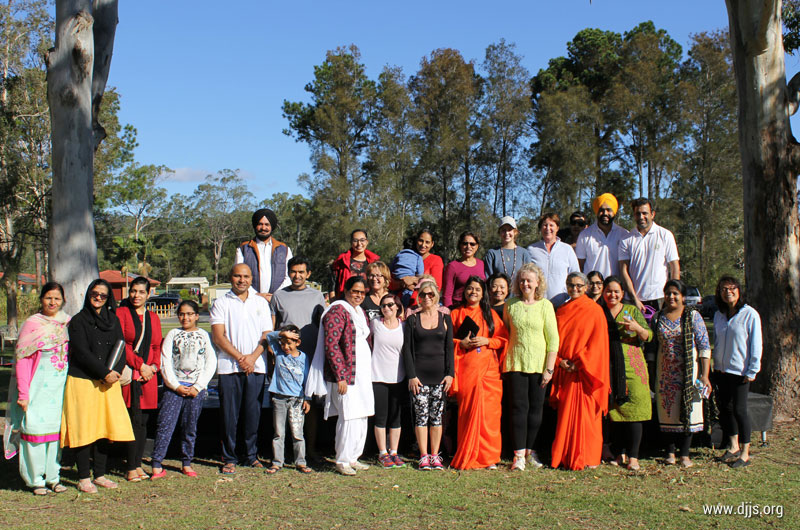 DJJS Australia along with Cr Angela Owen and High Commission of India organized IDY 2017 in Brisbane, Australia