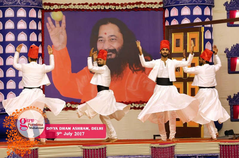 Monthly Spiritual Congregation Laden with the Colours of Guru-Bhakti on Guru-Puja at Delhi