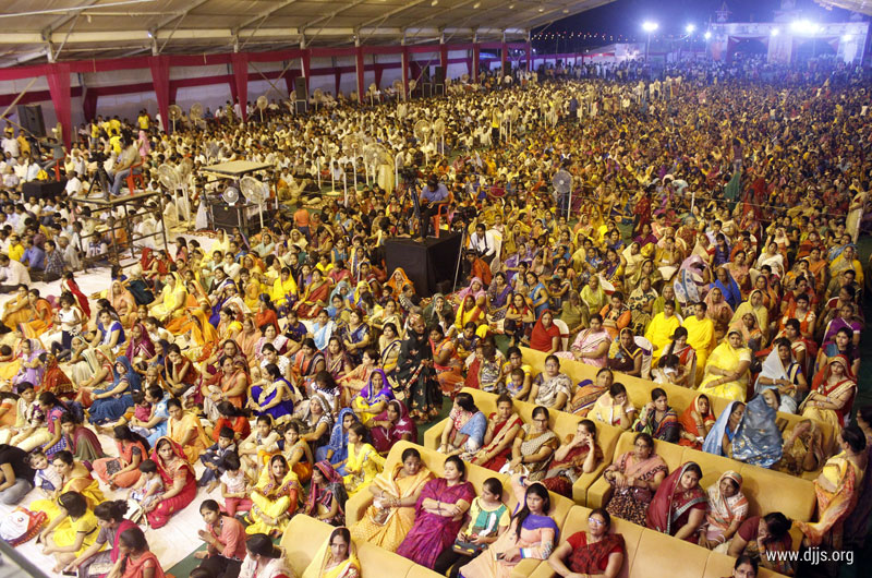 Shrimad Devi Bhagwat Katha Inculcated Seeds of True Spirituality at Siwan, Bihar