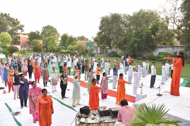 Holistic health and well-being ensured through ‘Vilakshan Yog Shivir’ at Sirsa
