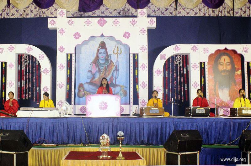 Duality of Existence Uncoiled in Shiv Katha held at Kalayat, Haryana