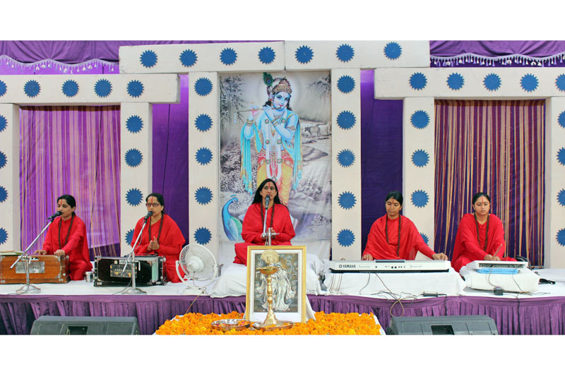 Shri Hari Katha Delivered the Gems of Spirituality to the Masses at Pathankot, Punjab