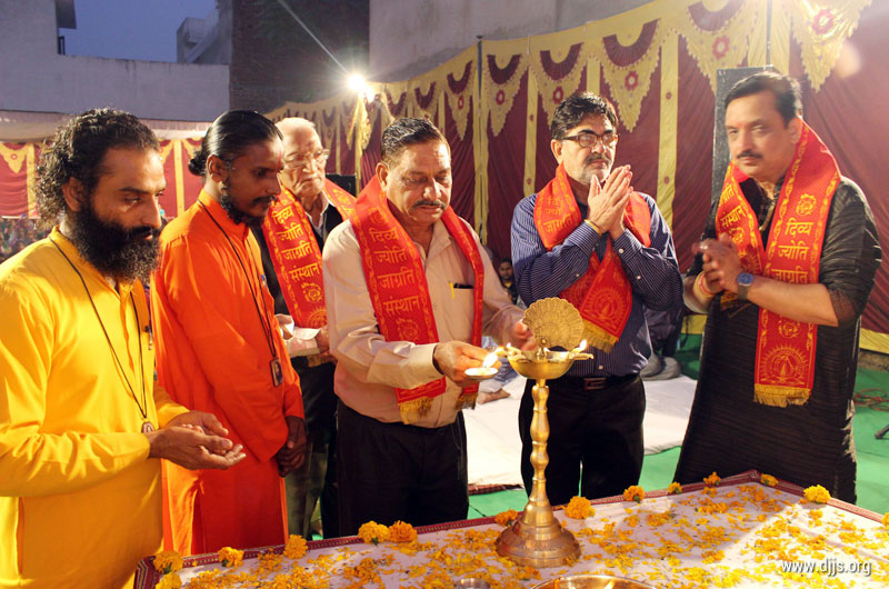 Shri Hari Katha Spiritually Awakened the Holy Souls of Pathankot, Punjab