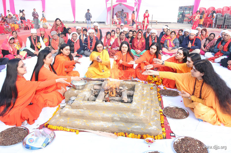 Shrimad Bhagwat Katha acted as Umbilical Cord to Lord at Shahdara, East Delhi