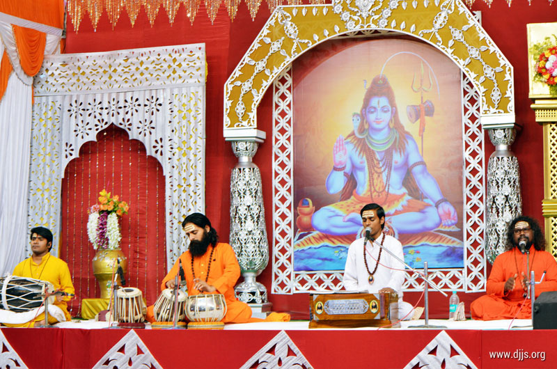Shrimad Devi Bhagwat Katha Instilled Seeds of Spirituality and Devotion in Latur, Maharashtra