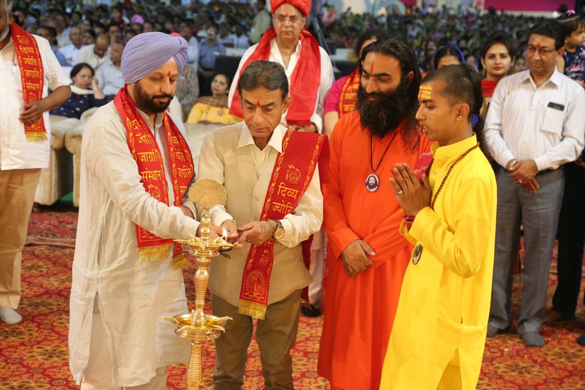 Shrimad Bhagwat Katha at Patiala, Punjab Opened the Gateway to Blissful World Within