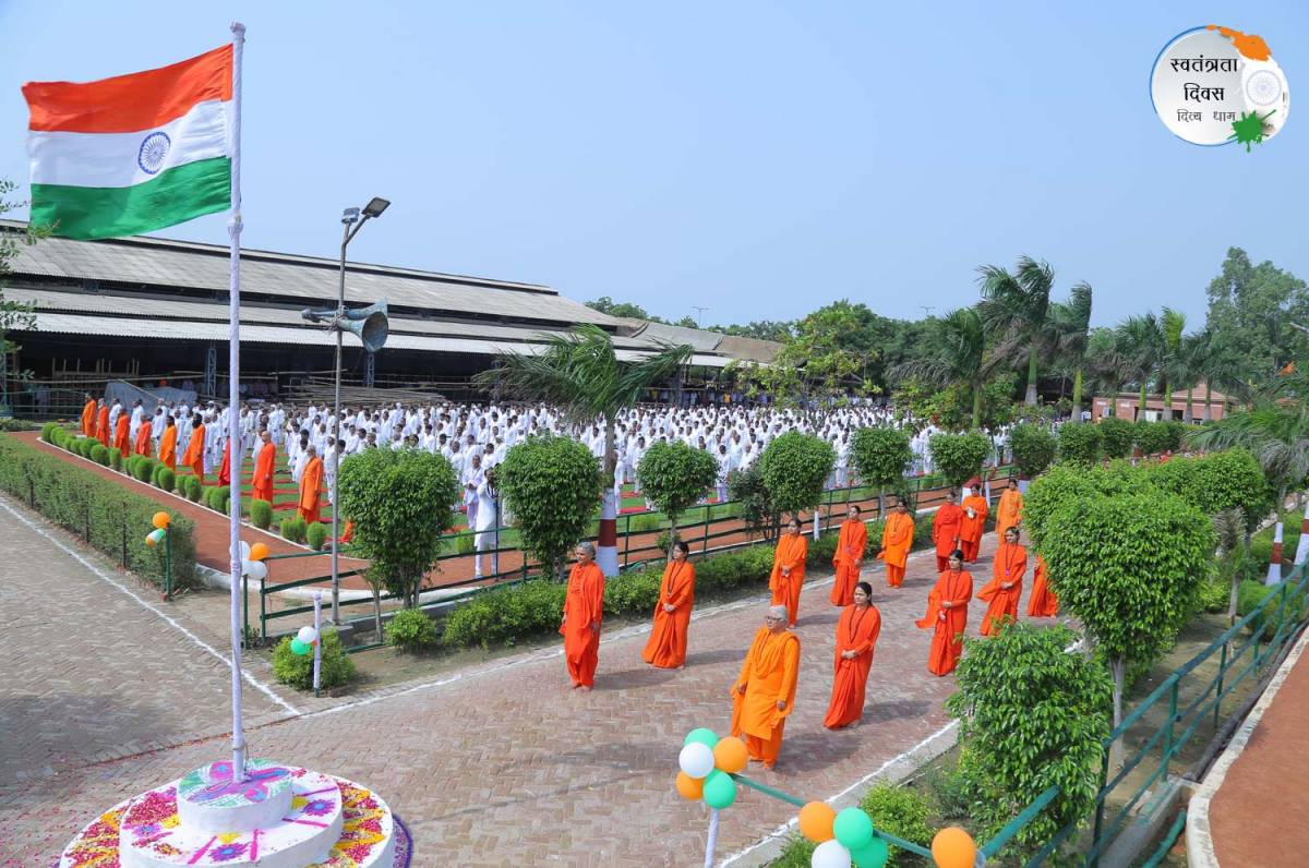 Hues of Spiritual Democracy Reflected in Independence Day Celebration 2018 at Divya Dham Ashram