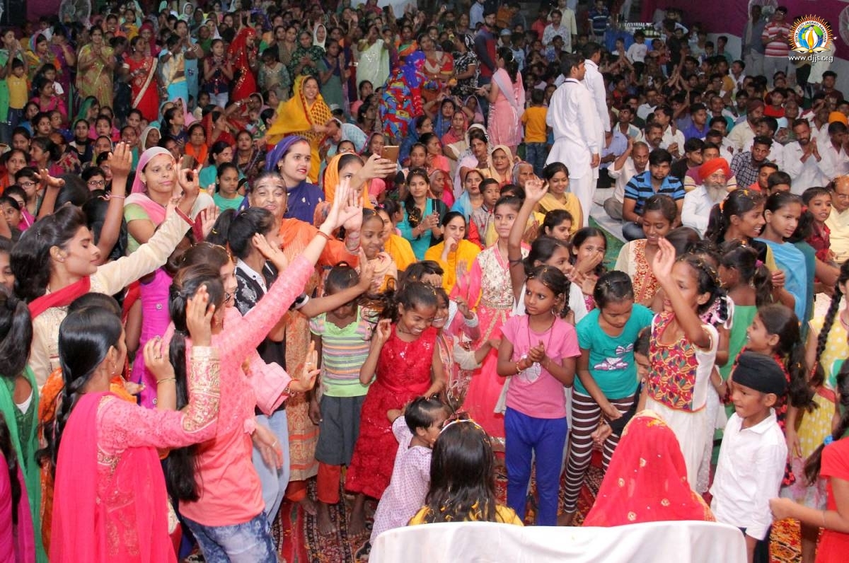 Shri Krishna Katha Enlightened Masses with Divine Knowledge in Ludhiana, Punjab