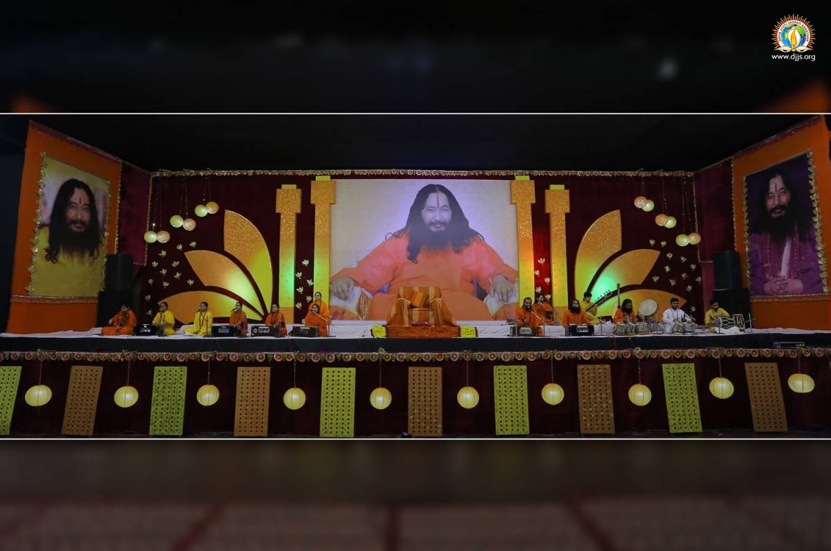 Monthly Spiritual Congregation Unveiled the Supreme Divine Vision at Divya Dham Ashram, Delhi