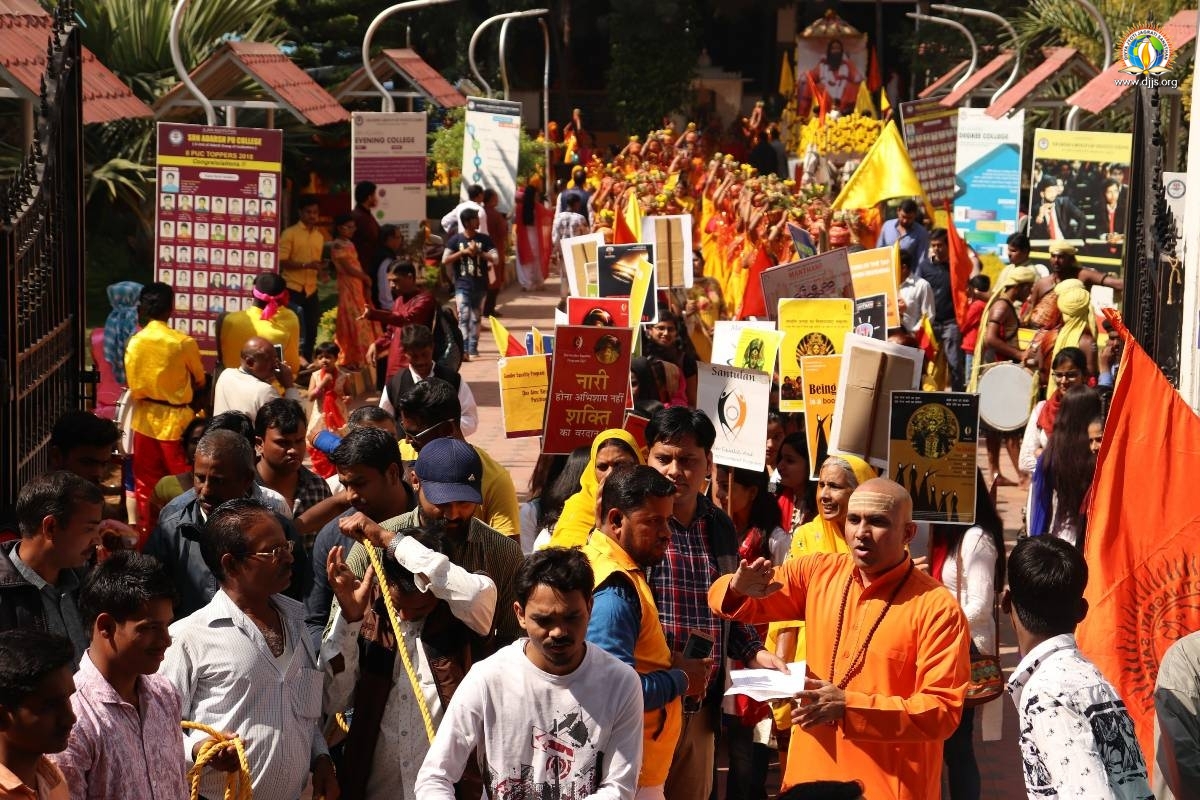 Shrimad Bhagwat Katha Soaked the Masses in Divinity at Bengaluru, Karnataka