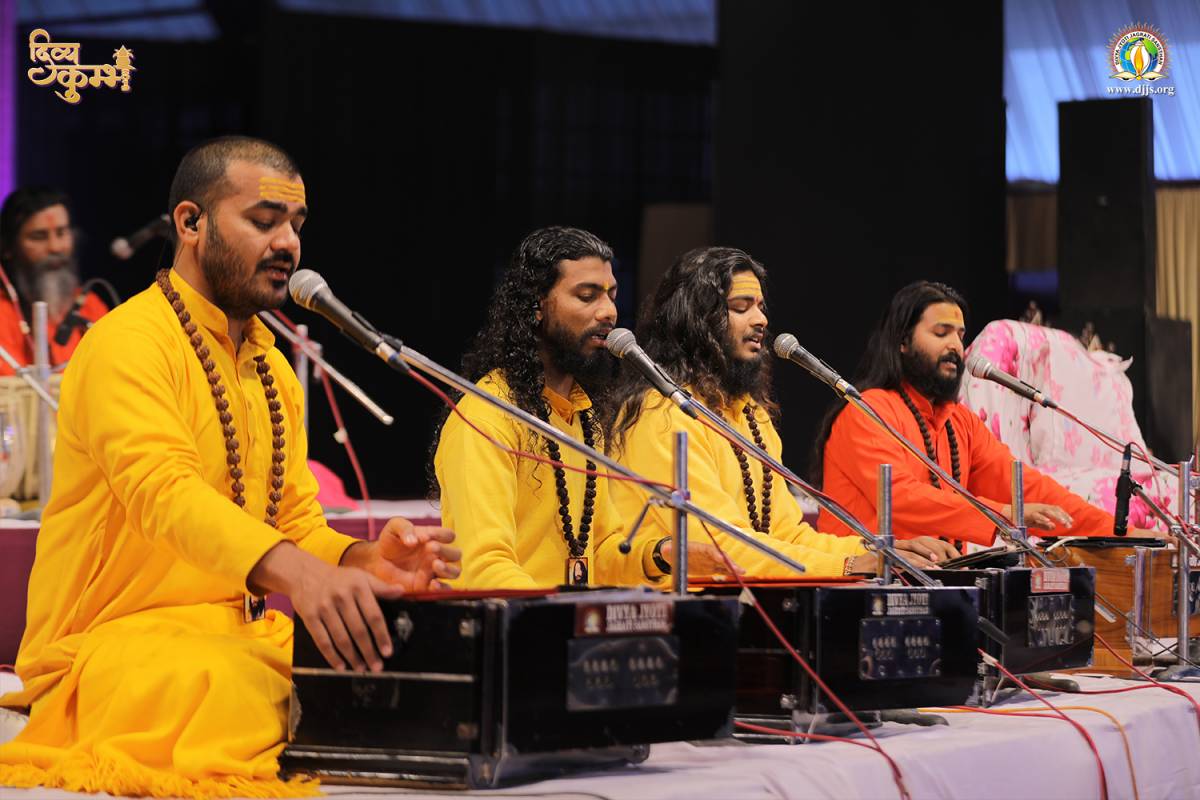 Brahm Gyan as the Spiritual Elixir: Devotional Concert at the Kumbh Mela 2019, Prayagraj
