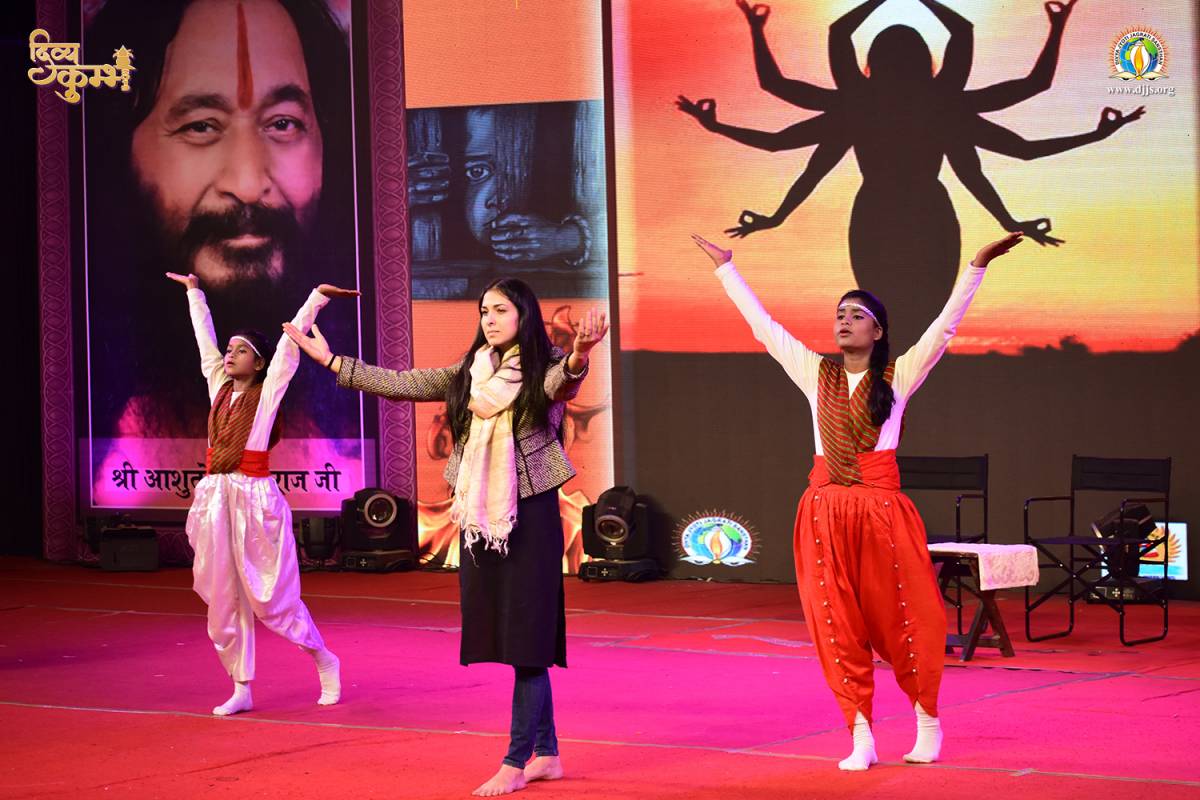 JAAGO: Stunning Workshop against Female Foeticide at Kumbh Mela, Prayagraj