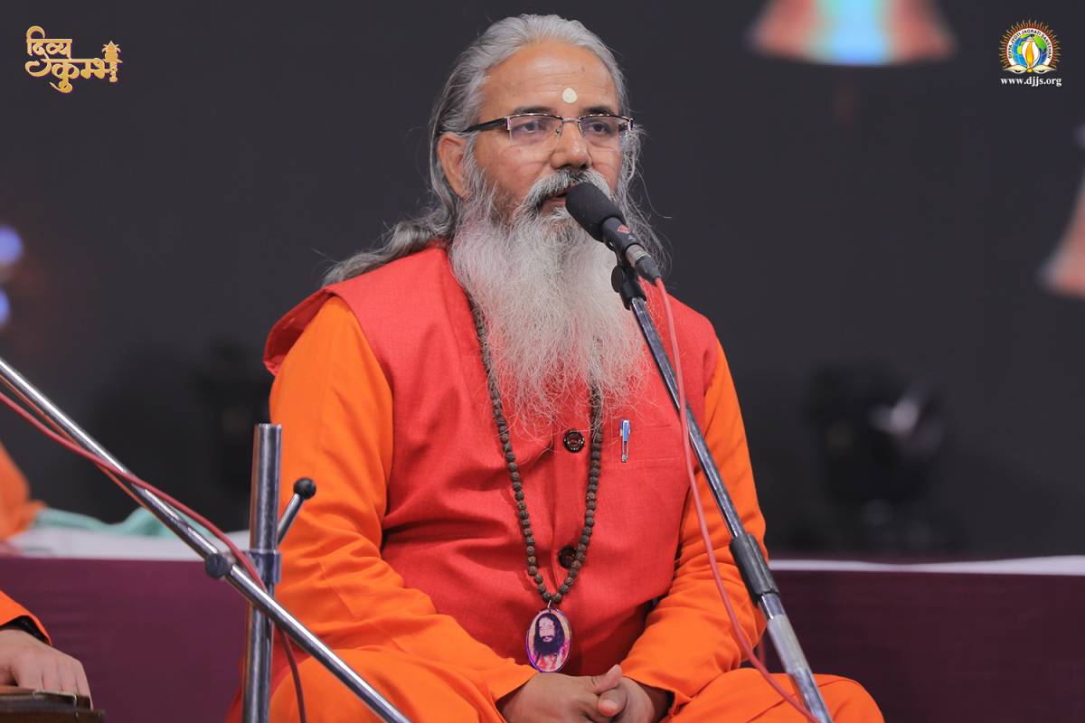 Adherence to Faith as the Key to Inner Peace: Devotional Concert at Kumbh Mela, Prayagraj