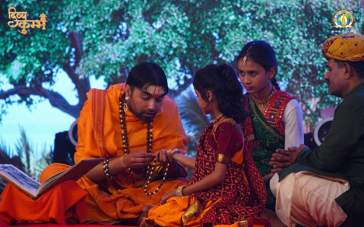 Splendid Play Decoded Life of Meerabai – The Acme of Devotion and Shakti @ Kumbh Mela, Prayagraj