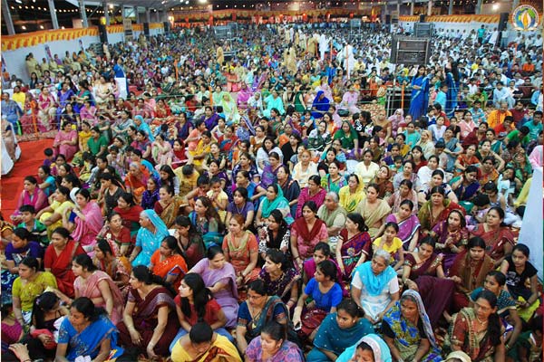 Bhagvat Katha unveils divine acts of Lord Krishna