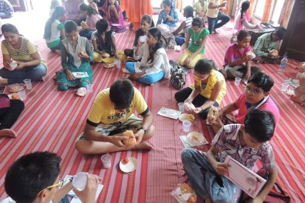 GIGO- Google in, Groom Out Workshop for School Students!