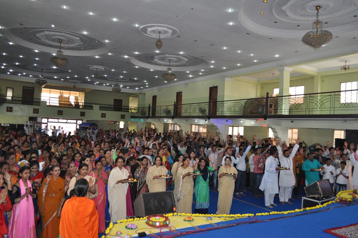 The Monthly Spiritual Congregation at Bengaluru & Hyderabad Emphasized the Importance of Prayer 