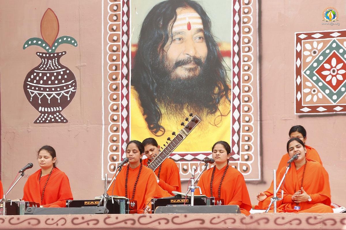 Monthly Spiritual Congregation Emphasized the Significance of Selfless Service at Kurukshetra, Haryana