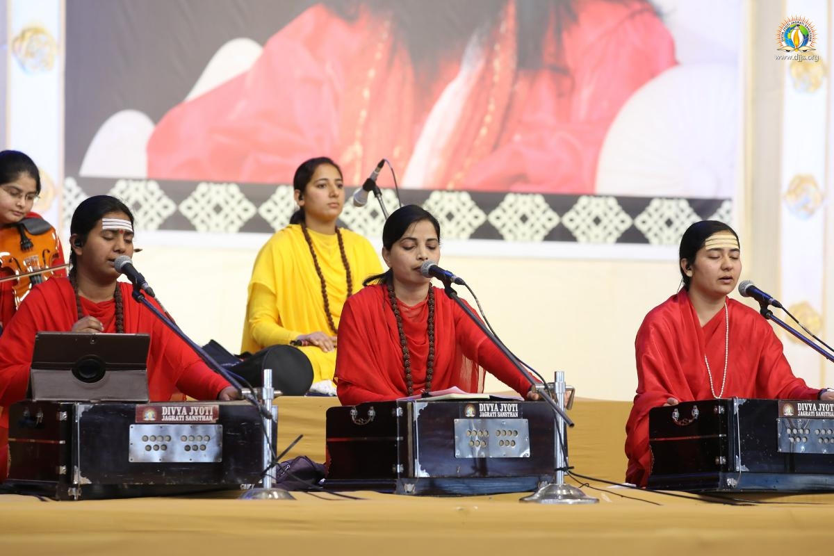 Soulful Meditation Reemphasized in the Monthly Spiritual Congregation at Nurmahal, Punjab