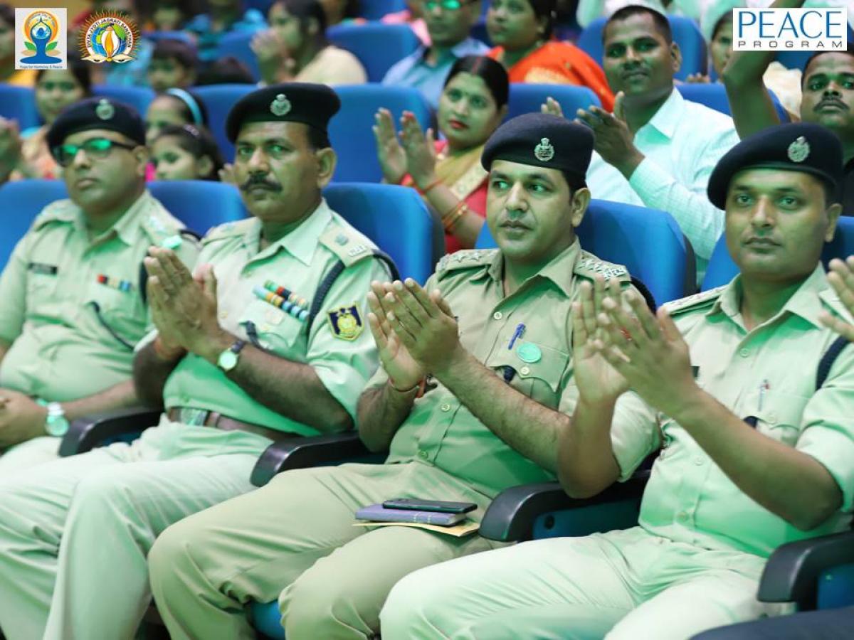 'Stretch to De-stress', formula decoded at PEACE Shaurya Yog for CRPF Troopers | #YogaDay2019 