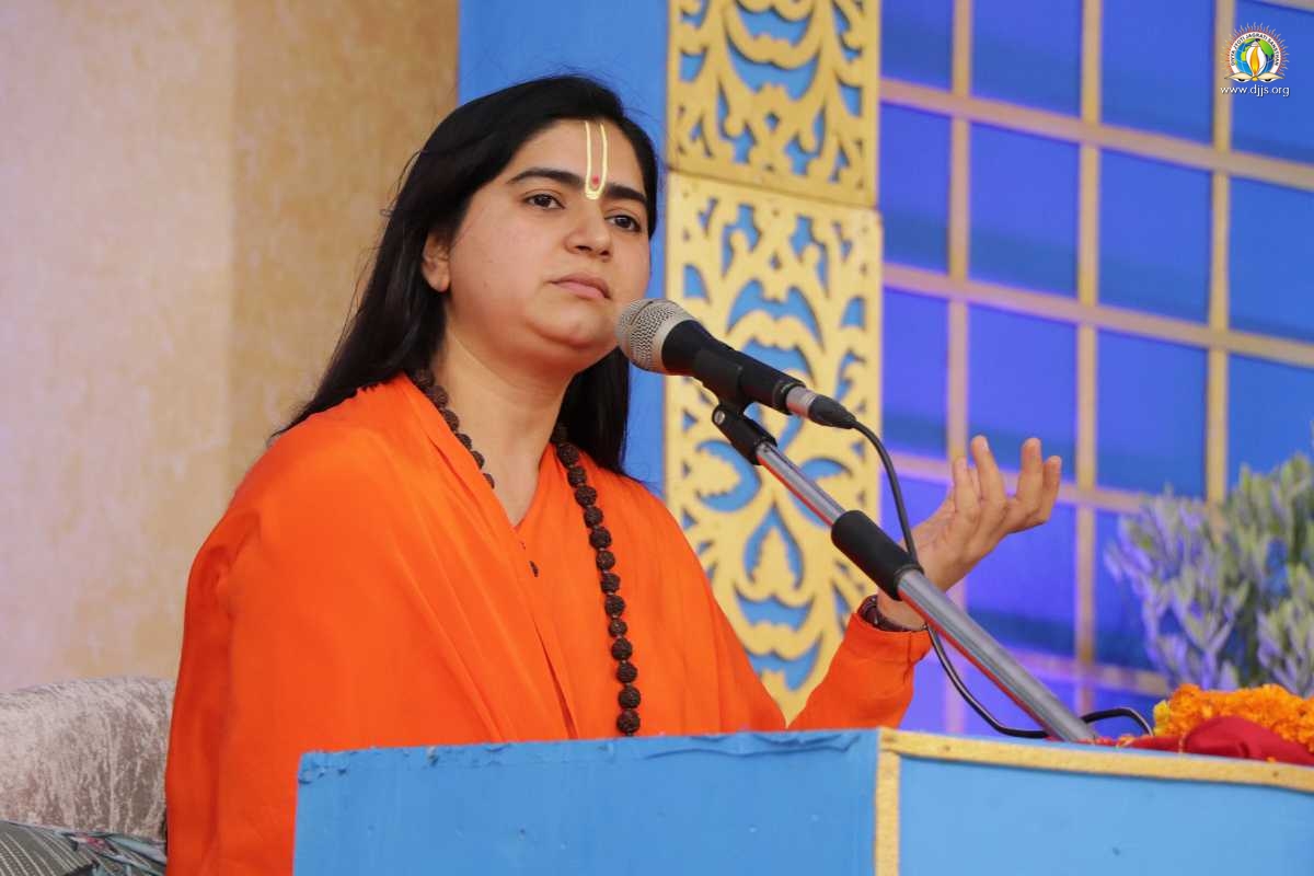 Shri Krishna Katha Emphasized on True Devotion and Divine Love at Sangrur, Punjab
