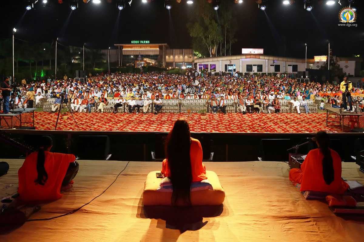 Devotional Concert ‘Sampoorna Kranti’ Propounded Inner Revolution at Tarn Taran, Punjab