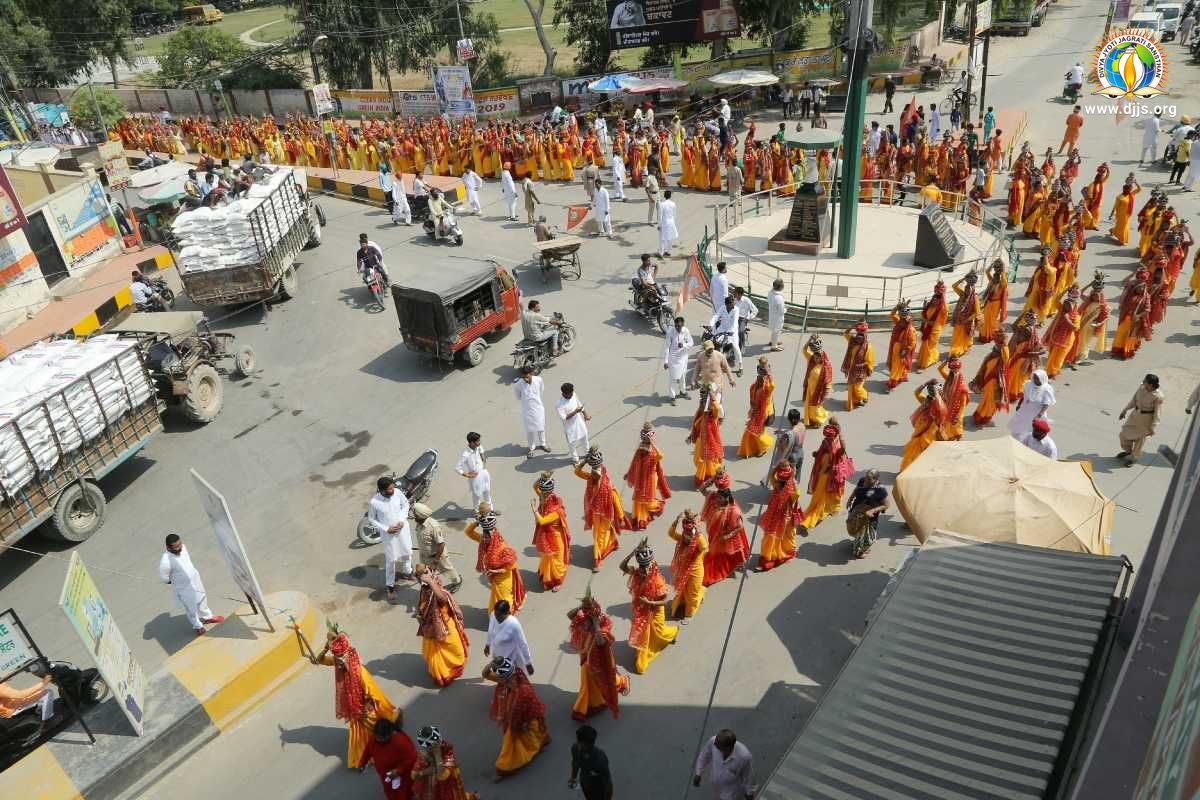 Kalash Yatra Inviting Everyone to be Part of Global Peace Mission at Abohar, Punjab