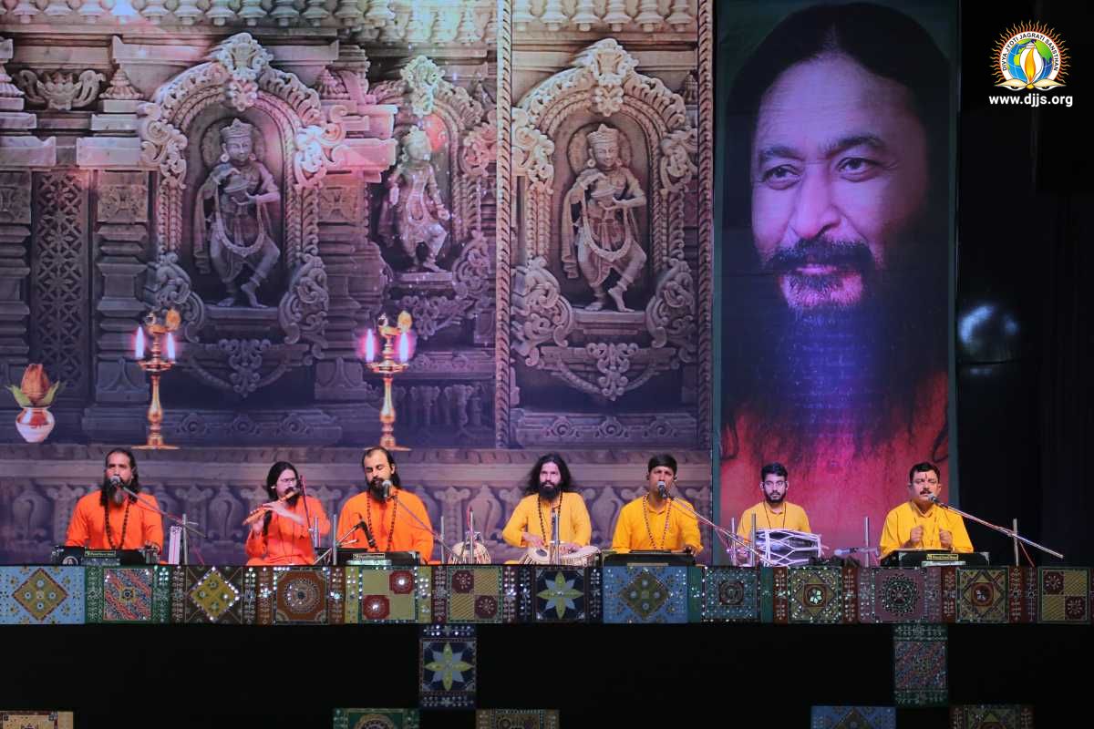 'Guruvar Ki Aashayein', A Divine Event Highlighting Significance of Gurus Expectations at Divya Dham Ashram, Delhi