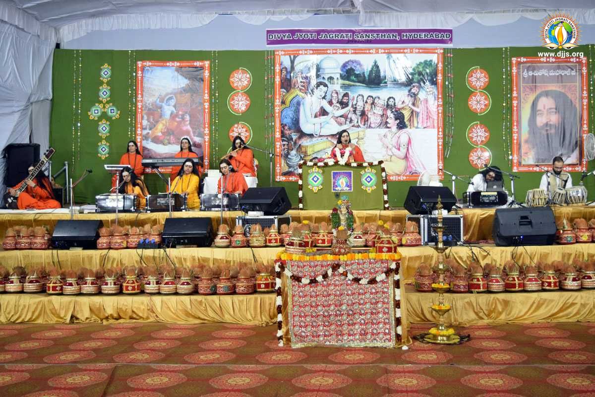 Divine Vibrations of Eternal Knowledge Echoed at Shrimad Bhagwat Katha, Hyderabad