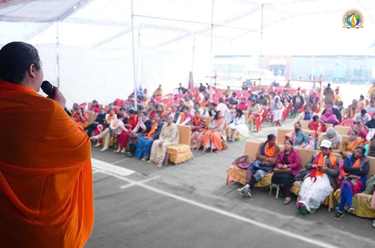 Hundreds sensitized by DJJS Santulan in gender perspective at the 1st Female Teacher Convention by Mahila Shiksha Sangh, Aligarh, Uttar Pradesh