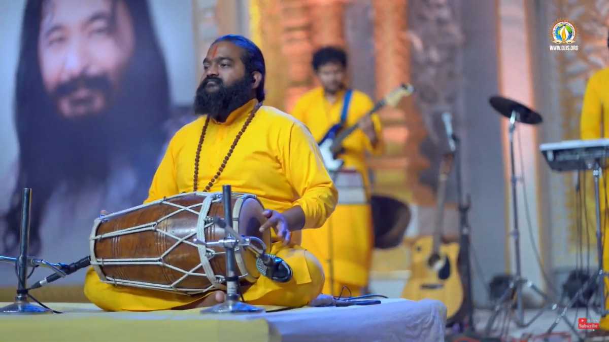 Unique Ways of the Guru to Shower His Grace: A Spiritual Program Unfolded the Tenets of Guru Bhakti at Nurmahal, Punjab