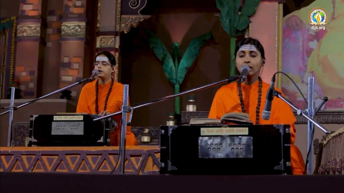 How to attain the Highest Position of being a Devotee: Decoded the Cosmic Treasures of Worship at Divya Dham Ashram, Delhi